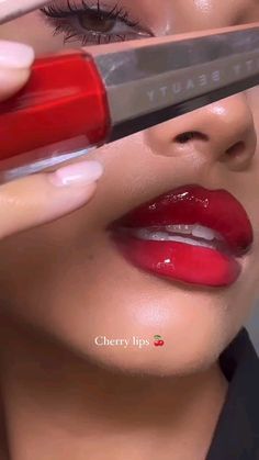 🍒 lips …. Follow @beautymaventips By @jacintaspencer • • #cherrycola #lipstick #lipstick💄 #redlips #redlipstick #viral #explorepage #makeuptutorial #beautymaventips Red Lipstick Makeup Tutorial, Dark Red Lipstick Makeup, Red Lipstick Tutorial, Lipstick On Brown Skin, Lipstick Dark Red, Summer Lipstick, Angel Makeup, Kylie Makeup