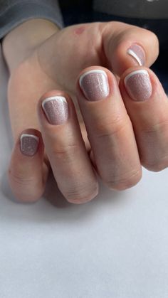 Natural Manicure Short, Manicure Short, Natural Manicure, Diy Sandals, Nail Color, Glow Up?, Nail Colors, Gel Nails, Manicure