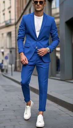 Find the best shirt, tie, and shoe combinations to create a stylish and memorable royal blue suit look. Perfect for any event Best Shirt