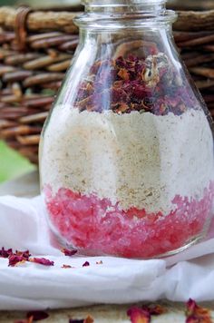 Milk Bath Recipe, Milk Bath Photos, Bath Teas, Milk Baths, Homemade Milk, Bath Benefits, Goat Milk Bath, Bath Milk, Rose Petal Bath