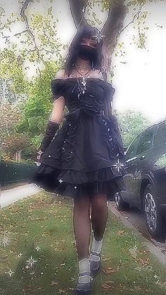 Aethstetic Clothes, Dark Aethstetic, Goth Gifts, How To Impress, Alt Clothes, Cute Goth, Kawaii Goth