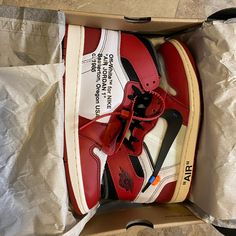 Brand New In The Box. No Receipt, Serious Inquires Only. Off White Chicago 1s Outfit, Off White Jordan Outfit, Off White Jordans, White Jordans Outfit, Jordan 1 Off White Chicago, Sneakers In Box, Air Jordan Retro 1 High, Off White Jordan 1, Jordan Retro 1 High