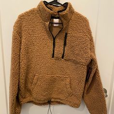 Super Soft Teddy Sweater. Never Worn, Tags Attached It’s A Junior Size Large For An Oversized Fit Brown Chenille Sweater, Teddy Bear Sweater Outfit, Bear Sweater Outfit, Sherpa Quarter Zip, Teddy Sweater, Flannel Hoodie, Light Pink Sweaters, Soft Teddy, Sherpa Hoodie