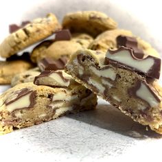 Cookies Gooey, Gooey Cookies, Peanut Allergy, Fun Baking Recipes, Chicken Dishes Recipes, Cafe Food