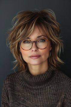 Short Haircut For Older Women Over 50, Hairstyles With Glasses Medium, Hairstyles For Full Faces, 60 Hairstyles, Haircuts For Medium Length Hair, Gorgeous Hairstyles, Hairstyles And Haircuts