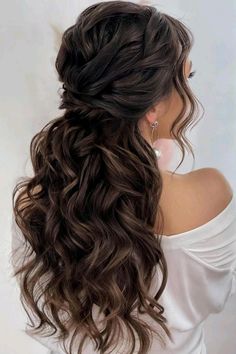 Wedding Hairstyles Brown Hair With Veil, Curly Half Updos For Long Hair, Bridesmaid Hair Curly Natural Half Up, Long Brown Hair Wedding Hairstyles, Maid Of Honor Hairstyles For Long Hair Half Up, Maggie Curls, Dark Brown Wedding Hair, Wedding Hairstyles For Bride Half Up, Wedding Hairstyles Dark Hair