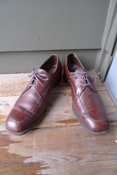 "I do not shine shoes for pictures to make them look perfect. That feels deceptive. However, if you know shoes, you know you can shine them up to look pretty amazing. Label: Florsheim, 11 1/2 B Sole Length: 12\" Max Sole Width: 3.8\" Any Item Can Be Returned For Any Reason To find more items like this: https://www.etsy.com/shop/AmericanVintageNet/search?search_query=mens+vintage+shoes&order=date_desc&view_type=gallery&ref=shop_search" Brown Leather Dress Shoes, Brown Leather Dress, Leather Dress Shoes, Mens Vintage, Leather Dress, Mens Clothing, Vintage Shoes, How To Look Pretty, Vintage Men