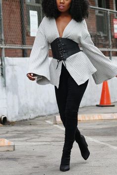 So…Corset Belts Are Trending, and We Finally Figured Out How to Wear One Like a Lady via @PureWow Corset Belt Outfit, How To Wear Belts, Corset Belts, Looks Pinterest