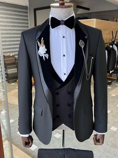 Suit Slim Fit BOJONI Latest Tuxedo Designs For Men, Male Tuxedo Suits, Suits For Black Men, Tuxedo For Men Wedding Classy, Male Wedding Suit, Wedding Tuxedo For Men, Unique Tuxedos, Black Velvet Tuxedo, Best Wedding Suits For Men