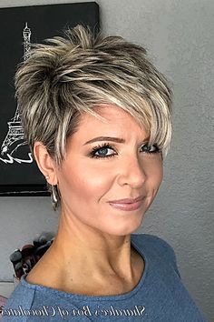 Modern Hairstyle Bob With Bangs Short Hairstyle Inspiration Spikey Short Hair, Short Spiky Haircuts, Short Spiked Hair, Short Sassy Haircuts, Short Spiky Hairstyles, Short Haircut Styles, Spiky Hair, Short Hair Pixie Cuts, Spiked Hair