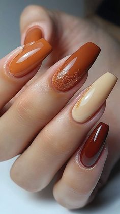 Pumpkin Spice Latte Nails are the perfect fall accessory, blending warm, cozy tones with a chic design! This trend is as delightful as your favorite autumn drink. Click the pin and follow us for more fall nail inspiration! #FallNails #PumpkinSpiceNails #AutumnStyle #OrangeNails #NailInspo Pumpkin Spice Nails, Simple Fall Nails, November Nails, Fall Manicure, Thanksgiving Nails, Dipped Nails