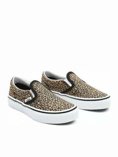 Great shopping ideas for Vans Classic Slip On VN0A4BUTYS51 Children's Leopard Black Sneakers Shoes B807, winter shoes Black Vans Shoes, Leopard Slip On Sneakers, Vans Skateboard, Rainbow Sneakers, Fashion Shoes Boots, Leopard Black, Vans Kids, New Vans, Slip On Trainers