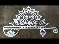 an intricate design on the side of a wall