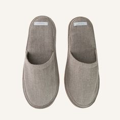 FOG LINEN SLIPPERS – PLAIN GOODS Huh Slippers, Luxury Casual Slip-on Slippers, Luxury Slip-on Suede Slippers, Luxury Casual Suede Slippers, Luxury Classic Slippers, Luxury Classic Flat Slippers, Luxury Modern Slip-on Slippers, Slippers Suze 4.5, Luxury Beige Slip-on Slippers