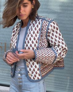 Upcycle Shirt, Chic Coat, Batik Fashion, Boho Jacket, Spring Look, Quilt Jacket, Patchwork Jacket, Reversible Jacket, Stylish Work Outfits