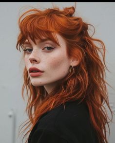 Ska Hairstyles Women, Orange Color Hair Ideas, Color Split Hair, Long Bob Ginger Hair, Amber Orange Hair, Rocker Shag Mullet, Short Layer Hair With Bangs, Ginger Bangs Hair, Shaggy Red Hair With Bangs