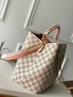 SSC Fashion Lu-Vi bags - 17750 A+ Excellent Quality copies; Contact us if you've any questions in your mind. Néonoé Mm, Louis Vuitton Neonoe, Vuitton Bag, Bags Designer Fashion, Louis Vuitton Speedy Bag, Vuitton Handbags, White Bag, Louis Vuitton Handbags, Cowhide Leather