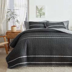 PRICES MAY VARY. 💎 3 PIECE KING QUILT SET - Includes 1 reversible quilt (104" x 90") and 2 shams (20" x 36"), No Pillow Insert Includes. Ultra soft microfiber, quilted with high quality 220 GSM fiber. Elegant white striped and dark gray (look like black), contrast color design, modern and simply look, refresh your room well. Perfect use in your living room, guest room and vacation room. 💎 Cozy & DURABLE USE - Perfect quilt for warmer weather, you can use it with a top sheet or thin blanket in Black Bedspread, Quilts Easy, Weighted Comforter, Grey Boho, Black Comforter, Block Quilts, Big Block Quilts, King Quilt Sets, Boho Quilt