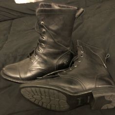 Only Worn Once For A Few Hours ! Very Comfortable And Nice Quality Leather . Inside Is A Velvety Material. Born Shoes, Lace Up Boots, Shoe Laces, Lace Up, Women Shoes, Boots, Lace, Women Shopping, Leather