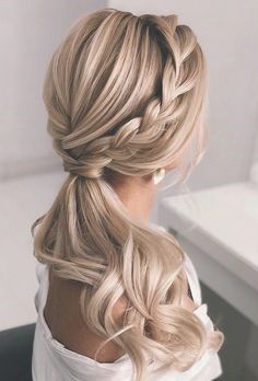 Prom Hair Up, Wedding Ponytail, Sanggul Modern, Pretty Ponytails, Bridemaids Hairstyles, Tail Hairstyle, Ponytail Updo, Wedding Hair Inspiration, Wedding Hairstyles For Long Hair