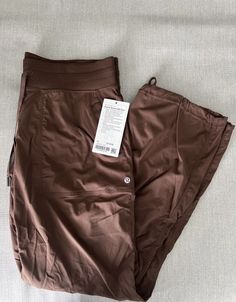 Lululemon Dance Studio Mid-Rise Pant Classic Fit Full Length 31” JAVA Size 12 Lululemon Dance Studio Pants Outfit, Dance Studio Pants, Lululemon Pants Studio, Lulu Pants, Studio Pants, Lululemon Outfits, Dance Pants, Lululemon Pants, Active Wear Pants