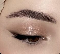 Minimal Graduation Makeup, Simple Sparkly Eye Makeup, Subtle Glitter Eye Makeup, Simple Elegant Makeup, Eye Makeup Inspo, Sparkly Eye Makeup, Simple Prom Makeup, Quince Stuff, Formal Ideas