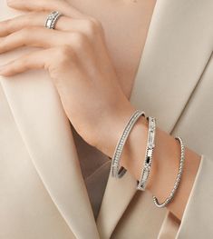 (3) VCA 5 Motif white gold onyx x pave vintage alhambra bracelet worth it? Alternatives? | PurseForum Vca Bracelet, Van Cleef Arpels Perlee, Vintage Alhambra Bracelet, Alhambra Bracelet, Skin Marks, Van Cleef & Arpels, Jewelry Casual, Pave Bracelet, White Gold Bracelet