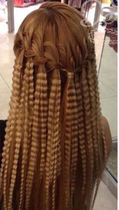 Amazing Hairstyles braid Crimped Hairstyles, Braided Waves, Curly Hair Trends, Hair Crimper, Crimped Hair, Hair Growth Shampoo, Wacky Hair Days, Wacky Hair, Hair Restoration