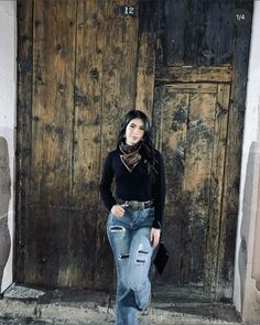 Rodeo Outfits Cold Weather, Latina Country Outfits, Stockyards Fort Worth Outfit Winter, Simple Vaquera Outfits, Fancy Thanksgiving Outfit, Tejana Outfits Women, Vaquera Winter Outfit, Outfit Rancho Mujer