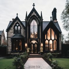 Floor to ceiling windows on a gorgeous Gothic house. Goth Backyard, Gothic Lifestyle, White Picket Fences, Gothic Homes, Goth Houses, Picket Fences, Modern Gothic, House Deco, Dark Home Decor