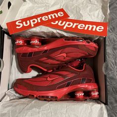 Brand New Red Supreme X Nike Shox 2 Fashion Grails, Supreme X Nike, Uk Streetwear, Supreme Shoes, Airmax Nike, Nike Quotes, Nike Air Max 98, Nike Shoes (men), Nike Brown