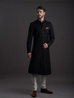 Wedding Beach Party, Beach Party Wear, Black Groom, Jodhpuri Suits For Men, Sherwani For Men Wedding, Wedding Kurta For Men, Long Coat Men, Gents Kurta Design, Blazer Outfits Men