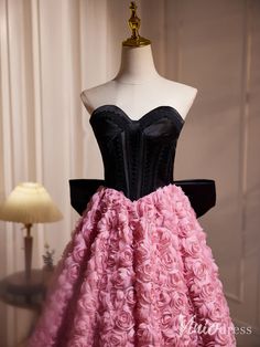 Black and Pink Rosette Homecoming Dresses Strapless Bow Tie Maxi Dress �– Viniodress Floral Tea Length Dress, Flower Prom Dress, Burgundy Homecoming Dresses, Bow Party, Mermaid Prom Dresses Lace, Mini Prom Dresses, Cute Dresses For Party, Party Cocktail Dress, Ruffle Flower