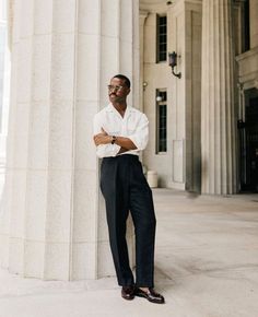 Corporate Wear For Men, Classic Men Outfit Classy, Streetwear Suit Men, Man In Suit Photography, Classy Male Outfits, Corporate Outfits Men, Men Classy Outfits, Gentleman Style Summer, Moody Men