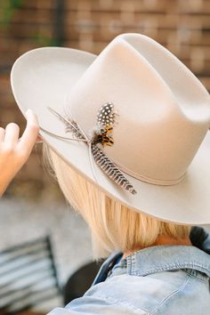 This hat is so much fun! Obviously we love that trendy wide brim style but it's that feather detailing that really won us over! Adjustable velcro inside for sizing Brim: 3.84 in Crown: 5.12 in Inner Circumference: 23.23 in Hat With Feather, Mint Julep Boutique, Mint Julep, Model Fits, Wide Brimmed Hats, Brim Hat, Wide Brimmed, Hats For Women, Crown