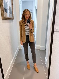 Teacher Interview Outfit, What Is Business Casual, Jumpsuit With Jacket, School Teacher Outfits, Midi Dress With Sneakers, Art Teacher Outfits, Business Casual Outfit Ideas, Casual Outfits Ideas, Spring Teacher Outfits