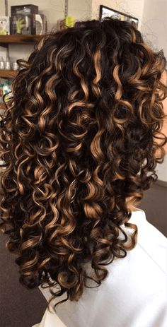 Spiral Perm, Highlights Curly Hair, Curly Hair Photos, Curl Hair, Cute Curly Hairstyles, Colored Curly Hair, Ombré Hair, Permed Hairstyles