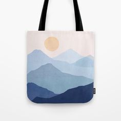 Paper Bag Painting Ideas, Desain Tote Bag Simple, Painting Ideas On Tote Bags, Paper Bag Painting, Simple Tote Bag Design, Hand Painted Tote Bags Art, Tote Bag Painting Ideas Easy, Canvas Tote Bag Painting, Painted Tote Bag Ideas