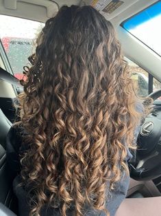 Manifesting 2024, Dye Ideas, Healthy Hair Tips, Hair Stuff, Curly Hairstyles, Hair Dye, Wavy Hair, Hair Hacks, Healthy Hair