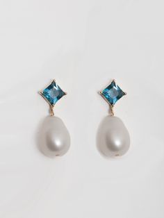 Aquamarine Pearl Earrings, Bridal Era, Gem Setting, Blue Wedding Jewelry, Clean Fits, Dark Romantic, Baroque Pearl Earrings, Link Earrings, Jewelry Lookbook