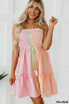 Olivia Mark - Chic Pink Striped Color Block Mini Dress with Smocked Button Front and Frilled Strapless Design Evening Dresses Plus Size, Mini Dresses Online, Mini Robes, Button Front Dress, Beach Wear Dresses, Swimsuits High Waisted, Chic Pink, Strapless Mini Dress, Pink Mini Dresses