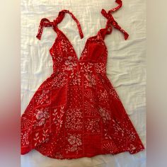 Fit And Flare Style. Side Zip Tie Top Straps Fun And Flirty Brand New, Store Bought Condition Never Worn Ships Same Day Dress Short Casual, Red Halter Dress, 1960 Dresses, 1960 Dress, Halter Dress Short, Top Straps, Zip Ties, House Of Harlow 1960, House Of Harlow