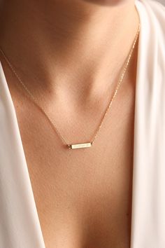 Solid Gold Bar Cremation Urn Necklace - Personalized Memorial Jewelry for Ashes Keep your loved ones close with this elegant 14K solid gold urn necklace. Crafted from high-quality, 100% real gold (not gold-filled or plated), this minimalist vertical bar pendant is a discreet and meaningful keepsake, designed to hold ashes or other precious memories. Customizable on all four sides, this piece allows you to engrave names, dates, coordinates, or symbols, creating a truly personal and unique memoria Ashes Necklace Cremation Jewelry, Ash Jewelry Cremation, Cremains Jewelry, Memory Jewelry, Gold Urn, Ashes Jewelry Cremation, Ashes Necklace, Cremation Necklaces, Urn Pendant