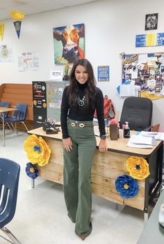 Ag Teacher Outfits, Cowgirl Outfits Halloween, Western Office, Cute Teacher Outfits, Look Boho Chic, Southern Outfits, Teaching Outfits