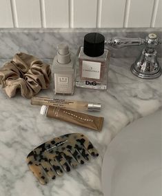 Cream Aesthetic, Classy Aesthetic, Beach Beauty, Beige Aesthetic, Brown Aesthetic, Makati, Beauty Skin Care Routine, Beauty Essentials, Makeup Skin Care