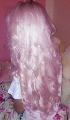 Blonde Violet Hair, Hana Aesthetic, Fluttershy Cosplay, Baby Pink Hair, Light Pink Hair, Dyed Hair Inspiration, Pretty Hair Color, Dye My Hair, Hair Dye Colors