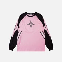 This sweatshirt features a patchwork design that combines with the button design around the chest to create a unique style. The center and sleeves are embellished with delicate four-pointed star patterns, adding a touch of highlight to the overall look. Whether it is its unique stitching details, exquisite button design or star decoration, it makes this sweatshirt a shining star in the fashion world, absolutely suitable for those who desire to wear clothing full of creativity and personality
Mat Pink Fashion Aesthetic, Girly Streetwear, Crop Top Design, Star Patchwork, Y2k Sweatshirt, Pink Shirts, Patchwork Sweatshirt, Top Streetwear Brands, Barbie Outfits