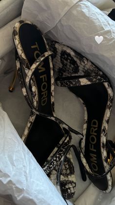 #tomford #tomfordpadlock #snakeprint #sandalheels #aesthetic #luxury It Girl Lifestyle, Girl Lifestyle Aesthetic, Shoe Rotation, Tropical Outfits, Rich Luxury, New Heels, Heels Aesthetic, Aesthetic Luxury, Girl Lifestyle