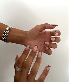 Wedding Nails Coffin, French Wedding Nails, Trending Nail Colors, Short Classy Nails, Nail Colors And Designs, Milky Nails, French Tip Acrylic Nails