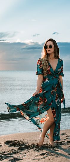 Florida Vacation Outfits, Cute Vacation Outfits, Floral Wrap Maxi Dress, Florida Fashion, Beach Vacation Outfits, Maxi Dress Outfit, Pretty Beach